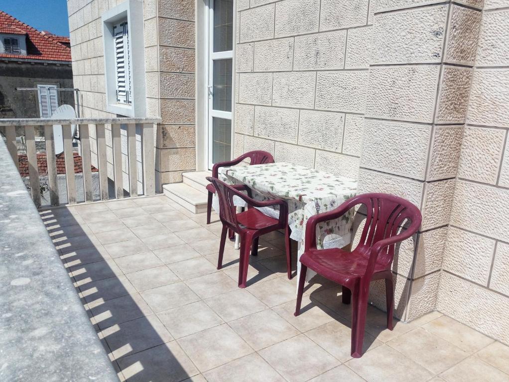 Fotografia z galérie ubytovania Apartments and rooms with parking space Dubrovnik - 18161 v Dubrovníku