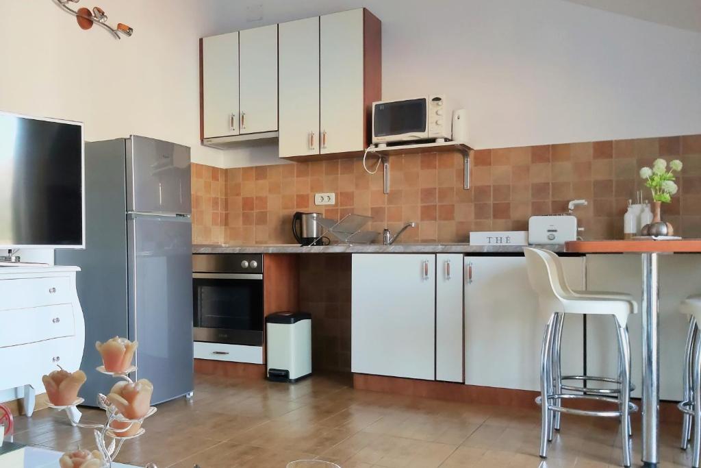 Fotografia z galérie ubytovania Apartments and rooms with parking space Dubrovnik - 18161 v Dubrovníku