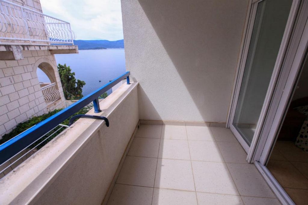 Fotografia z galérie ubytovania Family friendly seaside apartments Komarna, Neretva Delta - Usce Neretve - 18166 v Kleku