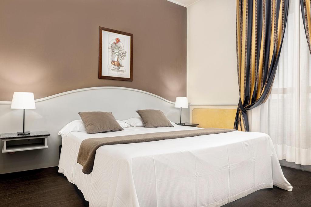 Hotel Poli - Standard Double Room