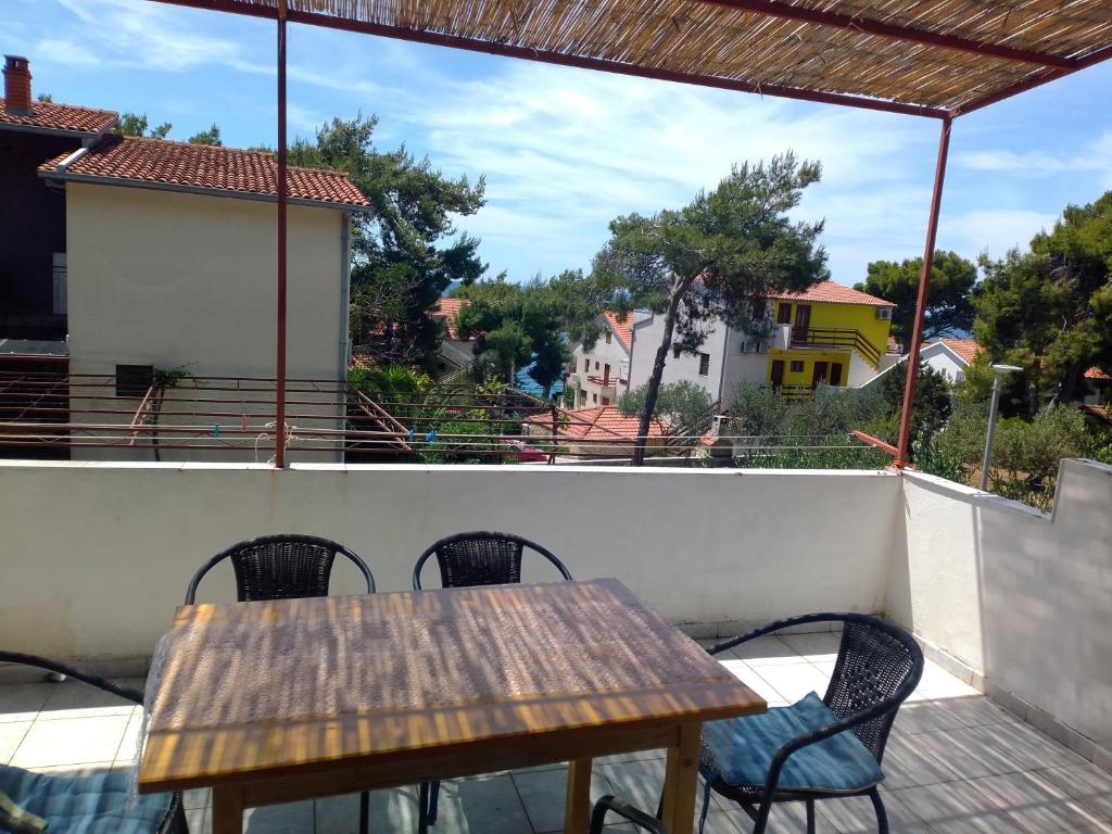 Balkón nebo terasa v ubytování Apartments by the sea Ivan Dolac, Hvar - 18269