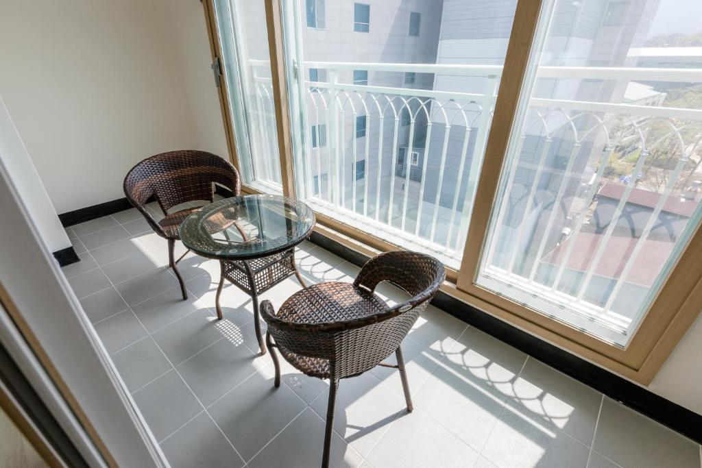 Balkón nebo terasa v ubytování JS Residence Hotel Okpo