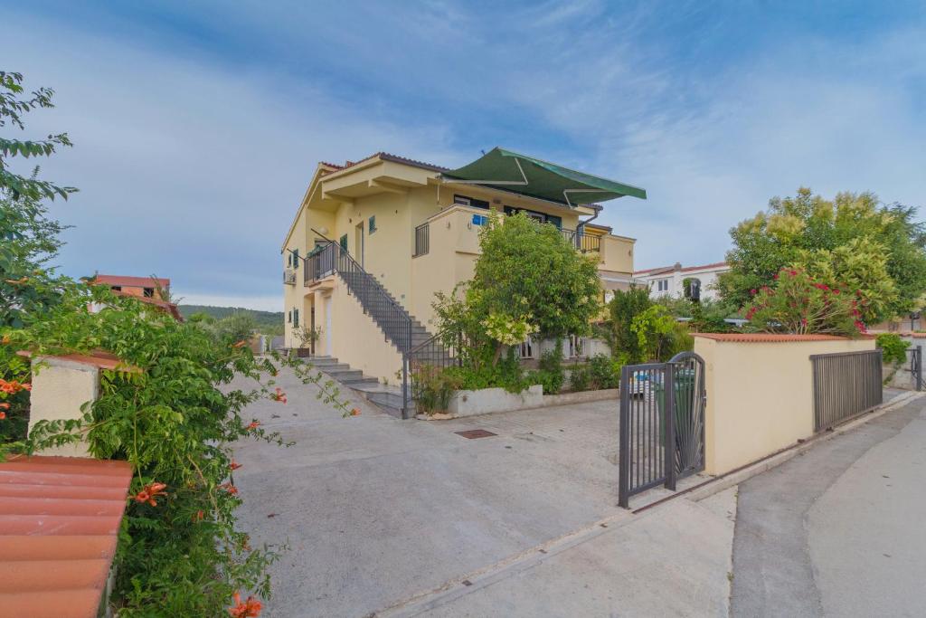 Fotografie z fotogalerie ubytování Apartments by the sea Bibinje, Zadar - 18421 v destinaci Bibinje