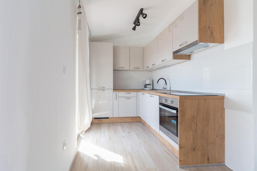 Fotografie z fotogalerie ubytování Apartments by the sea Bibinje, Zadar - 18421 v destinaci Bibinje