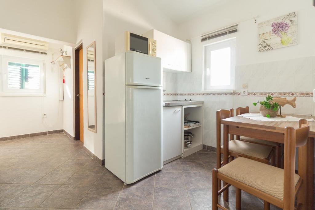 Fotografie z fotogalerie ubytování Apartments by the sea Bibinje, Zadar - 18421 v destinaci Bibinje