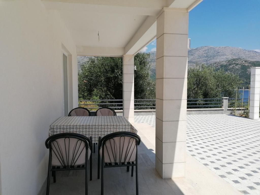 Fotografia z galérie ubytovania Apartments with a parking space Slano, Dubrovnik - 18460 v Slano