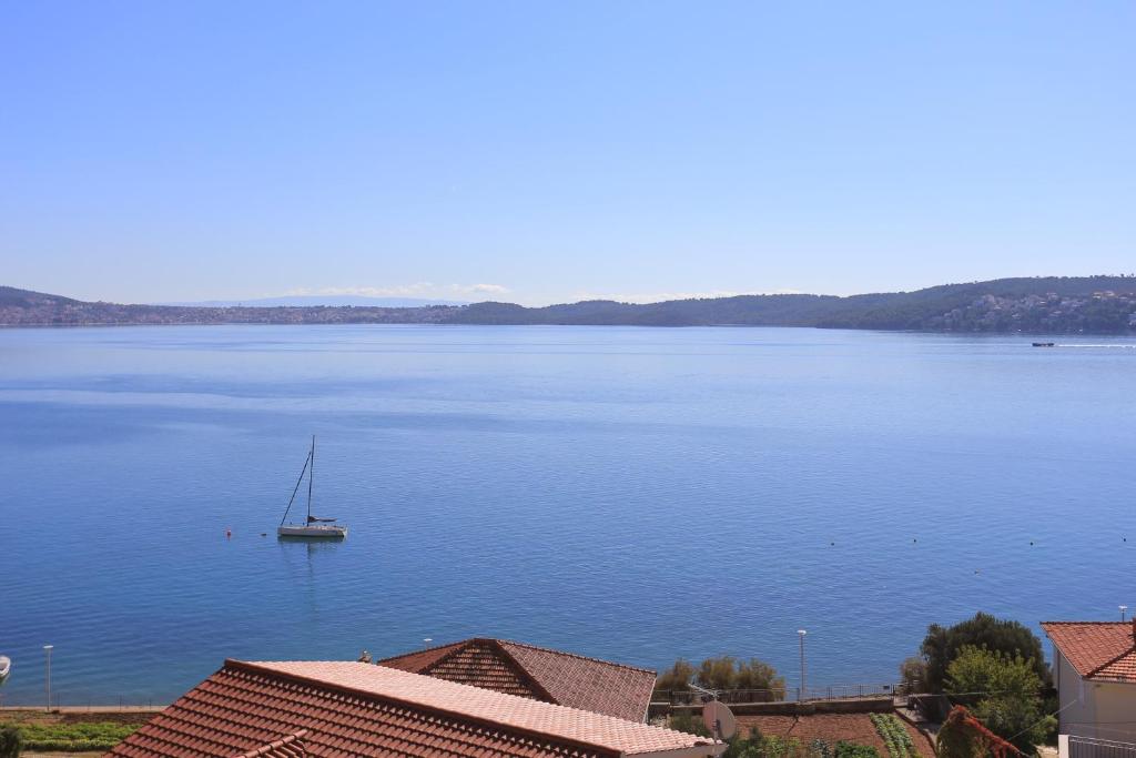 Fotografie z fotogalerie ubytování Apartments by the sea Seget Donji, Trogir - 18488 v Trogiru