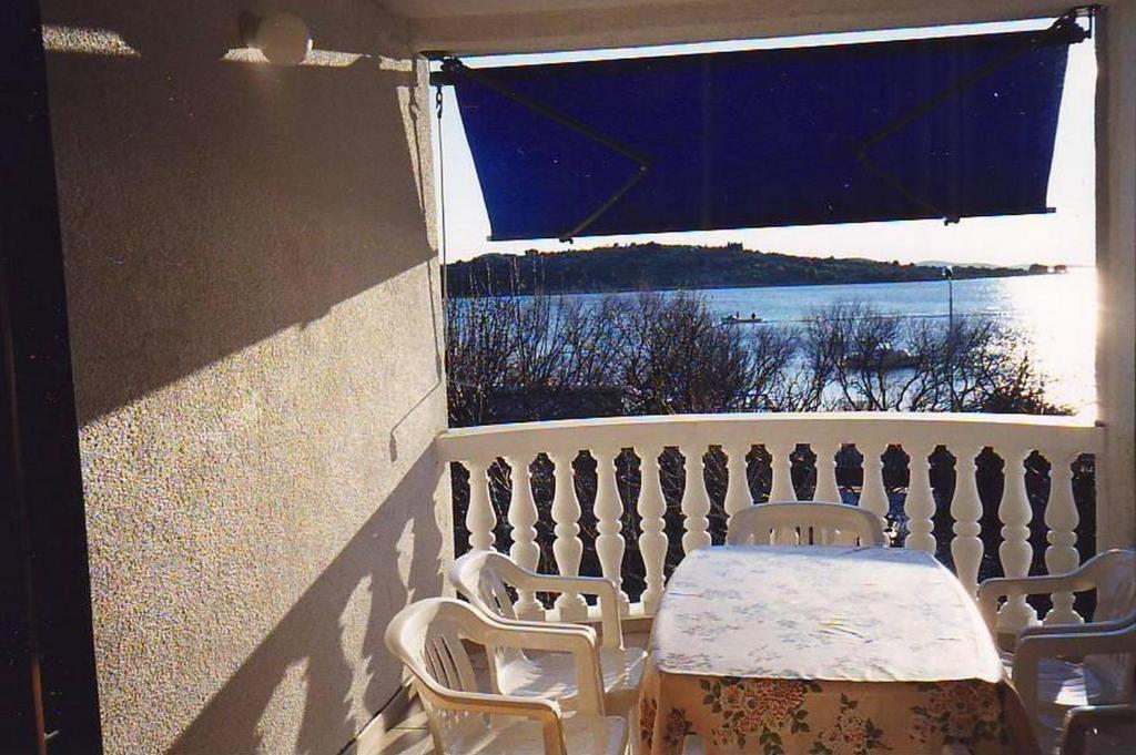 Balkón alebo terasa v ubytovaní Apartments by the sea Srima - Vodice, Vodice - 18470