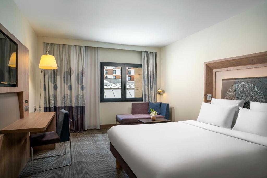 Novotel Istanbul Bosphorus Hotel - Superior Queen Room With Sofa