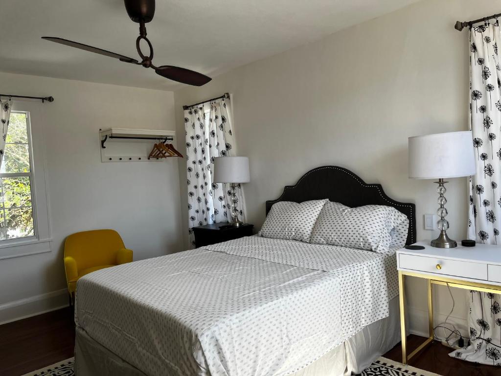 Hollingsworth Guest House With Pool - Sala Regina Deluxe