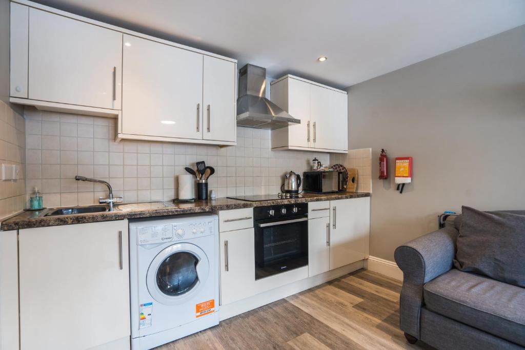 Trinity Mews - One-Bedroom Apartment (32)
