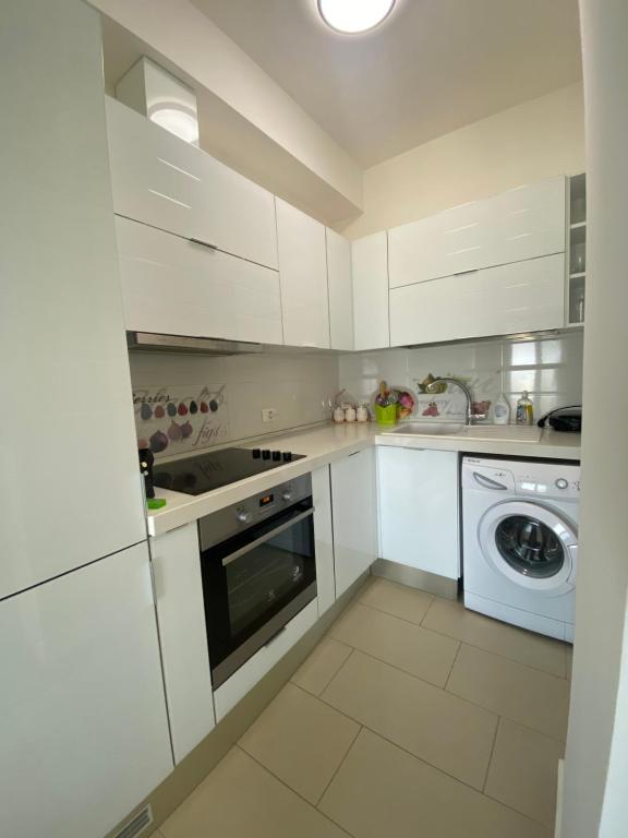 Suite Apartment Vlorë - Image 4