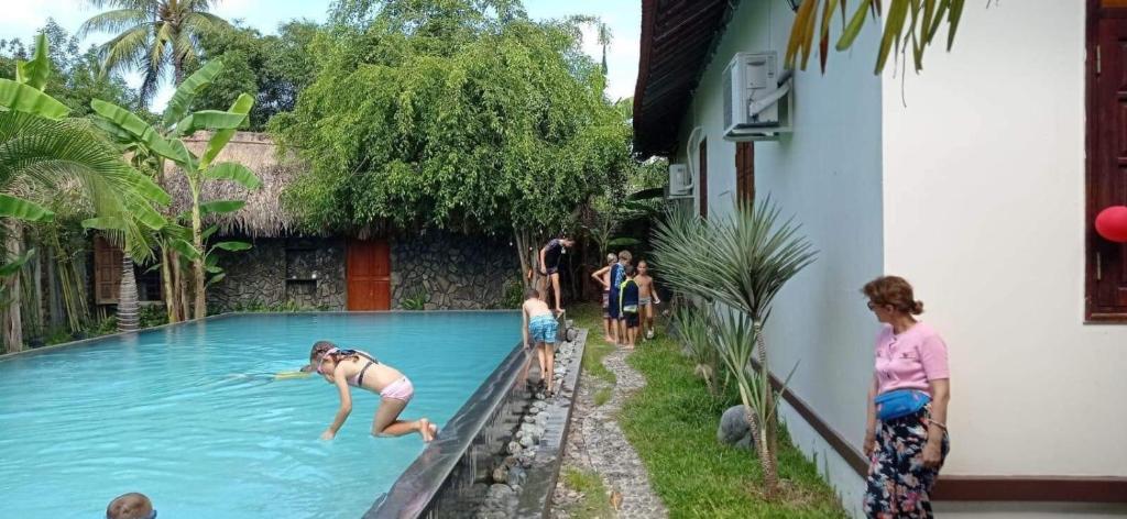 Bazén v ubytování Banyan Villa Nha Trang nebo v jeho okolí