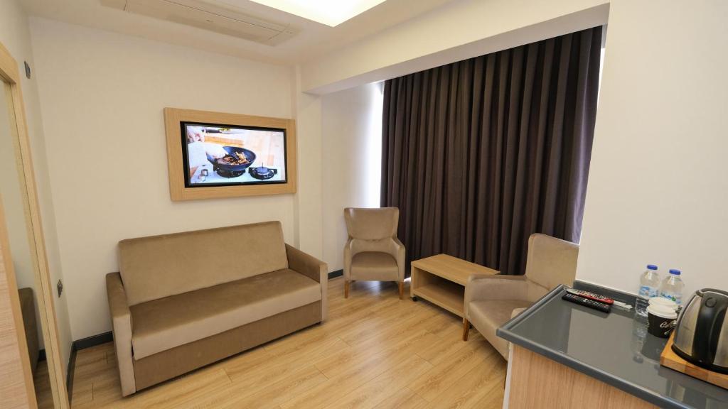 Alesta Seaside Residence - 13