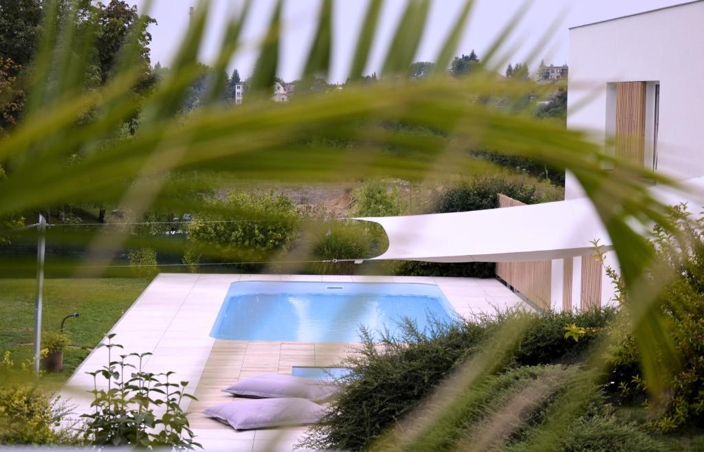Bazén v ubytování Hotel Karel IV. nebo v jeho okolí