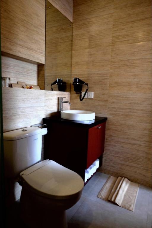 Kayu Sugih Palace - 8