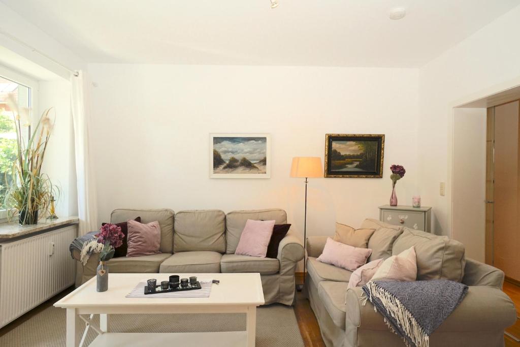 Posezení v ubytování Ferienwohnung Seestern in zentraler Lage von Eckernförde