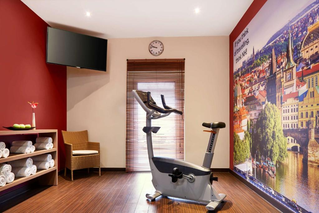 Fitness centrum a/nebo fitness zařízení v ubytování NH Wien City