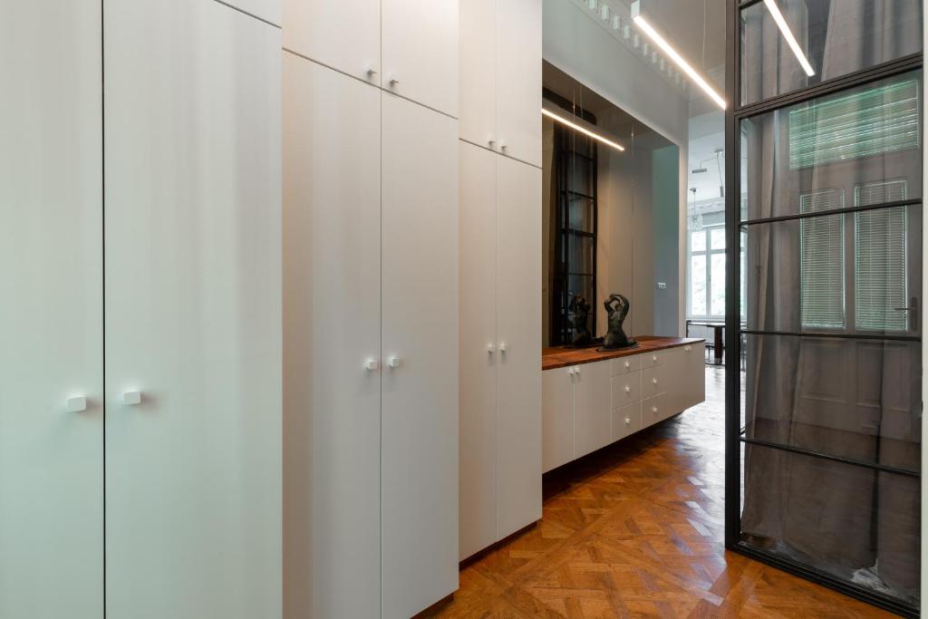 Kuchyňa alebo kuchynka v ubytovaní Designer Dream Home with Stunning View