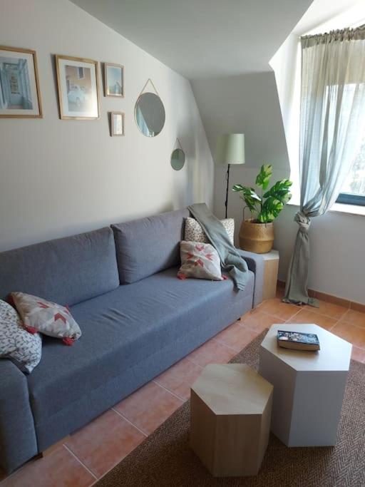 A seating area at APARTAMENTO PLAYA DE ESTORDE - Piscina y playa en el corazon da Costa da Morte