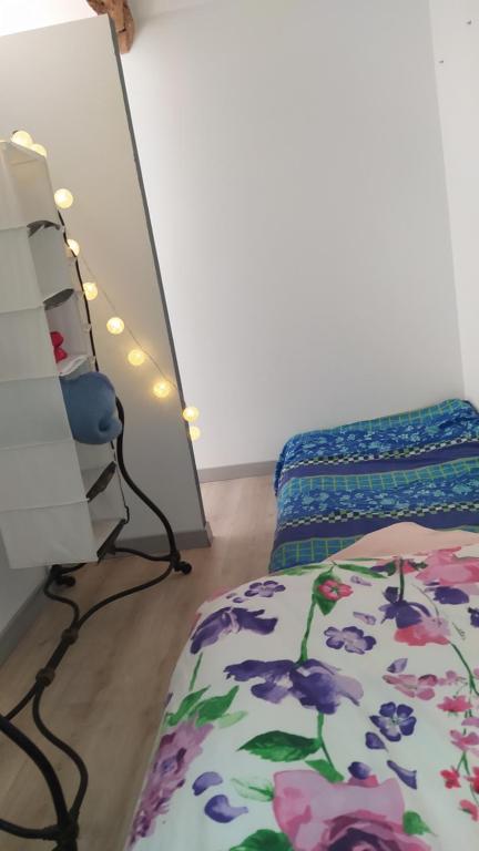 Postel nebo postele na pokoji v ubytování Ker Anahid - L'Atelier