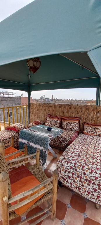 Postel nebo postele na pokoji v ubytování Riad chaoui house