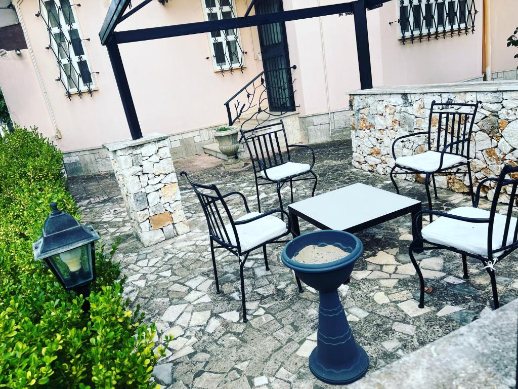 Balkón nebo terasa v ubytování Villa L'Ottagono con cucina parcheggio privato telecamerizzato e wifi