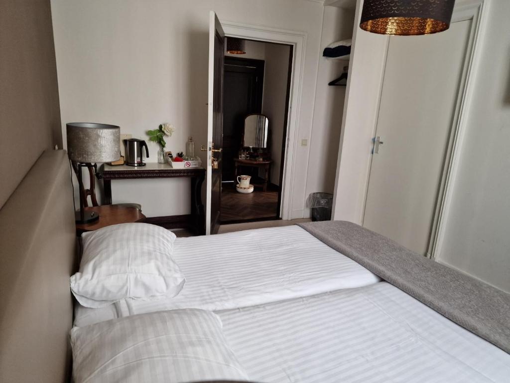 BijHillen in bed - Habitación Doble O Gemela Estándar
