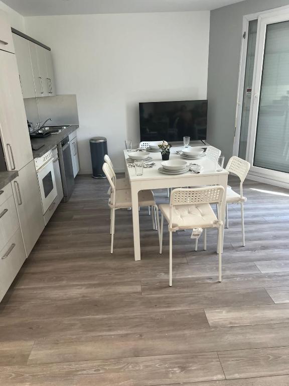 App 1 Mulhouse centre , 6 personnes – photo 10