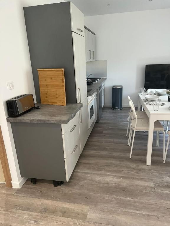 App 1 Mulhouse centre , 6 personnes – photo 34