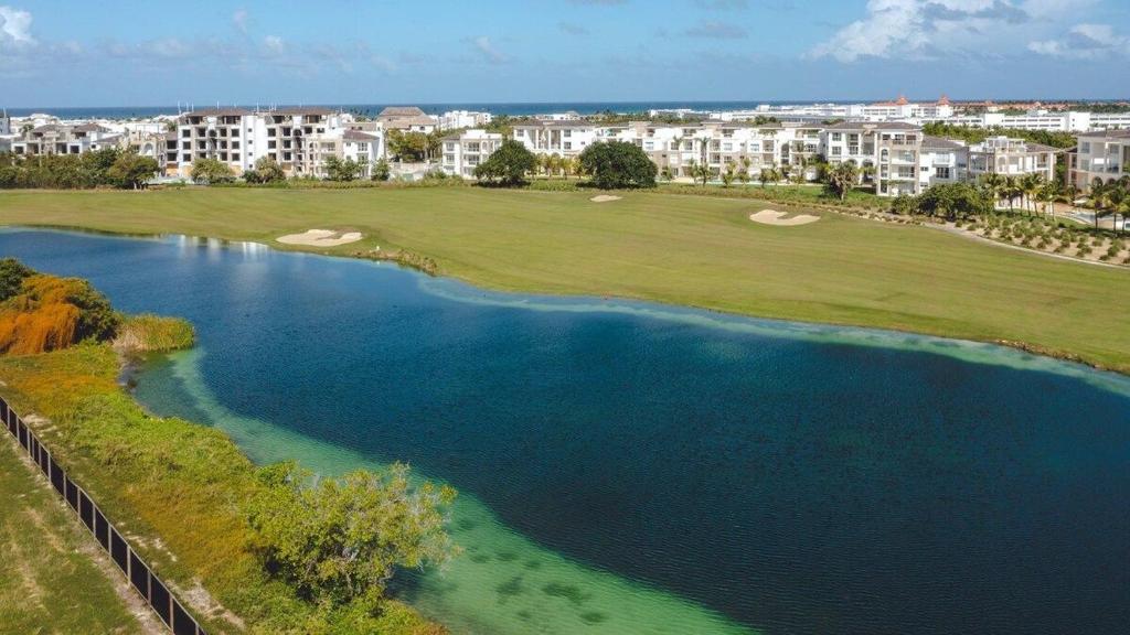 Ferienwohnung Luxury Apt with Pool Golf View in Hard Rock Golf (Dom