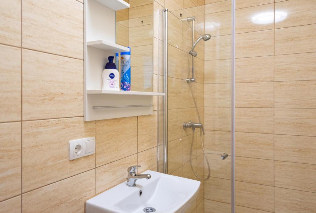 Koupelna v ubytování revLIVING Apartments Eggenburg