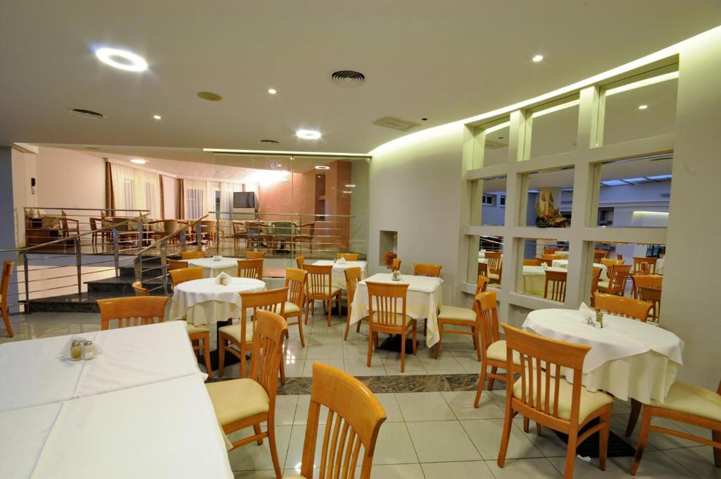 Restaurace v ubytování Maritina Hotel