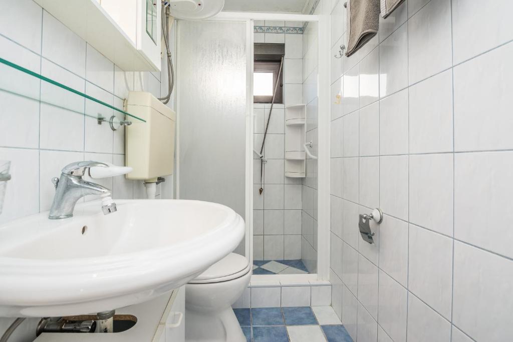 Fotografia z galérie ubytovania Family friendly house with a swimming pool Vir - 19097 vo Viry