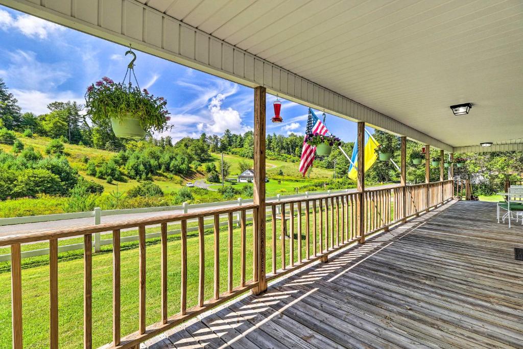 Gallery image of Jefferson Home about 1 Mi to Blue Ridge Parkway! in Jefferson