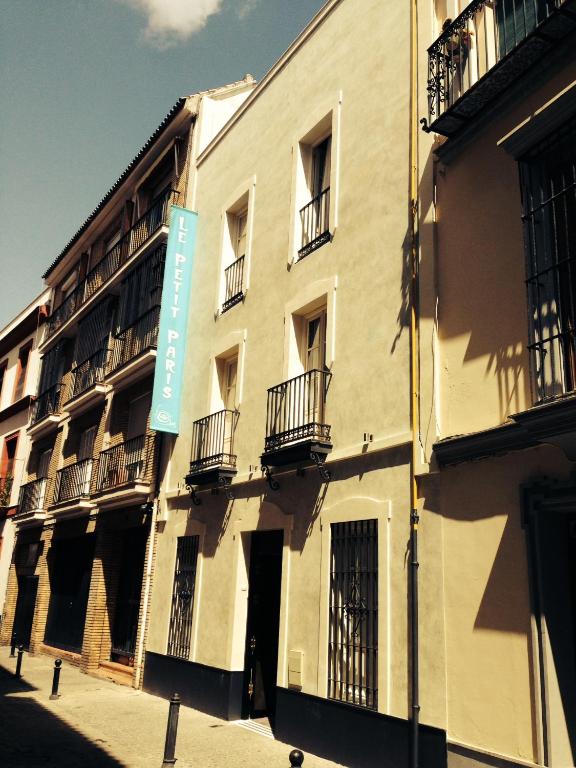Le Petit Paris, Seville – Updated 2023 Prices