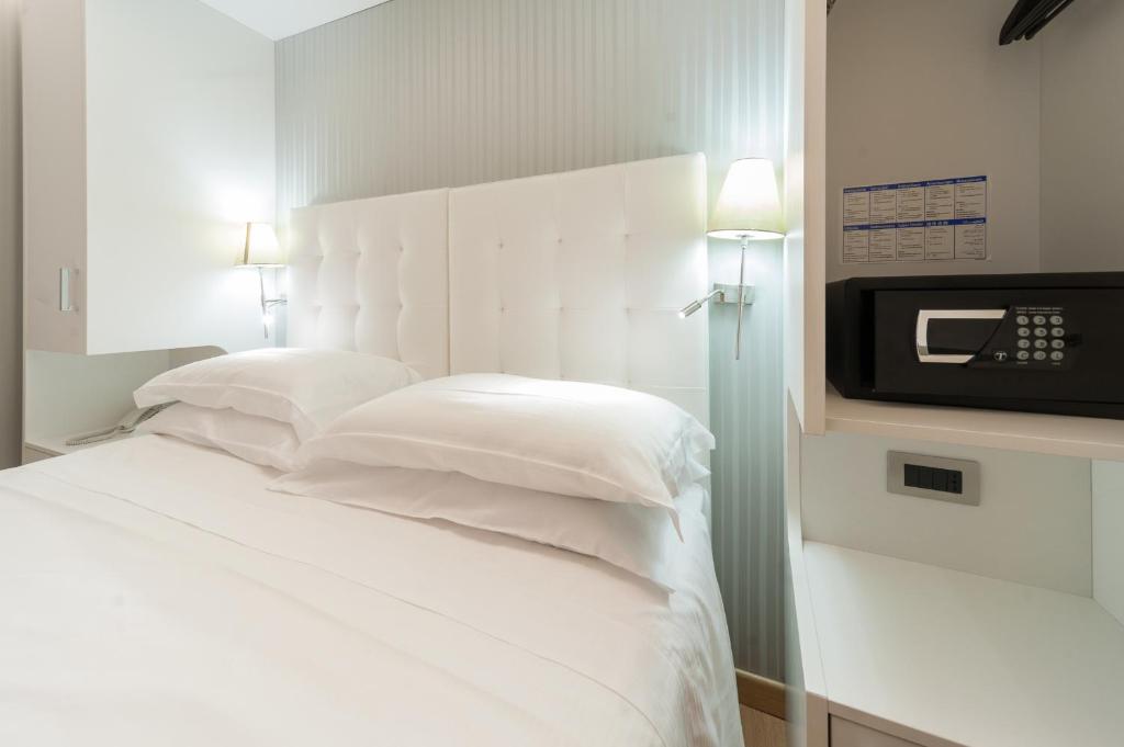 Trevi 41 Hotel - Resim 45