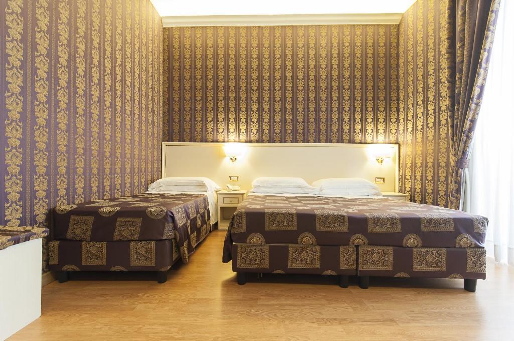 Trevi 41 Hotel - Resim 30