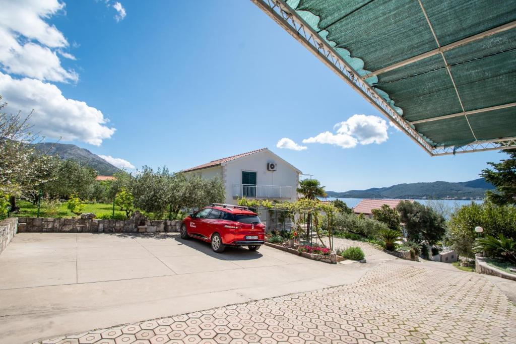 Příroda nedaleko apartmánu