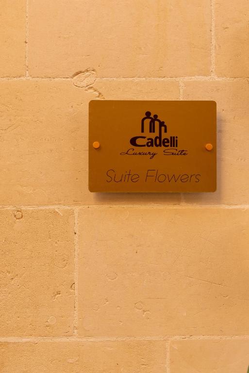 Certifikát, hodnocení, plakát nebo jiný dokument vystavený v ubytování Cadelli Luxury Suite & Apartments