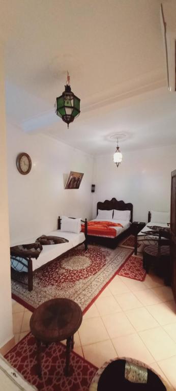 Postel nebo postele na pokoji v ubytování Riad chaoui house