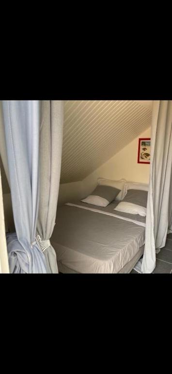 Postel nebo postele na pokoji v ubytování RESIDENCE COCO