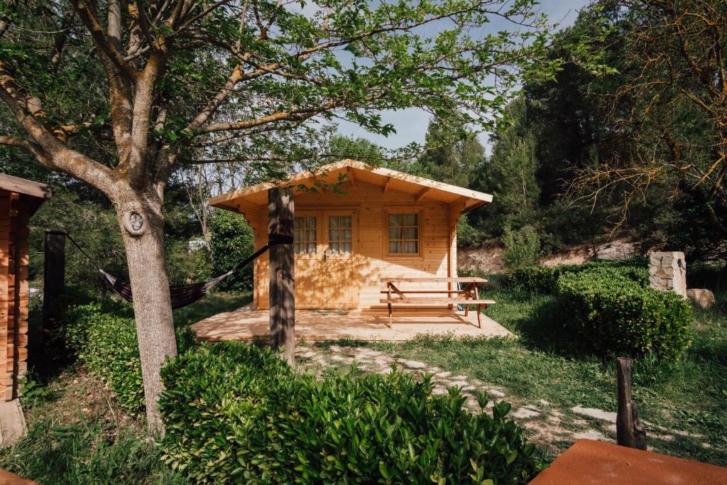 Slow Life Camping Venta del Moro, Venta del Moro ...