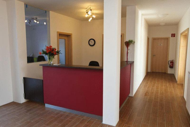 Fotografie z fotogalerie ubytování Hotel am Interpark v destinaci Großmehring