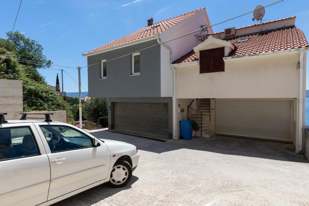 Budova, v ktorej sa apartmán nachádza
