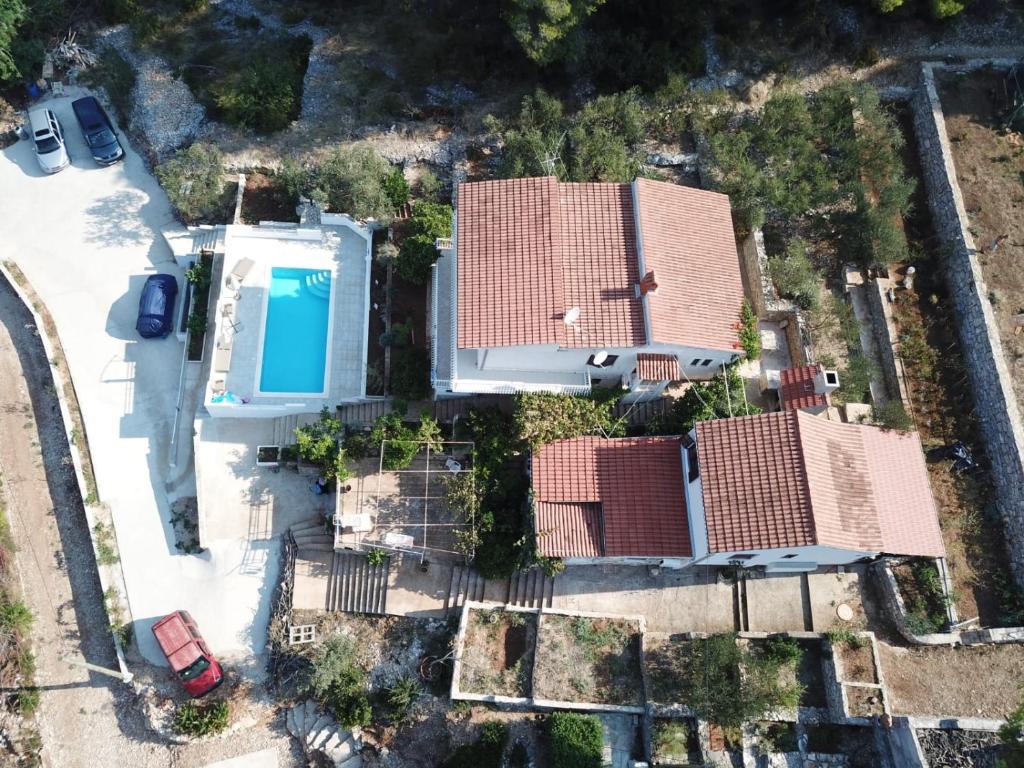 A bird's-eye view of Family friendly apartments with a swimming pool Rogac, Solta - 19809