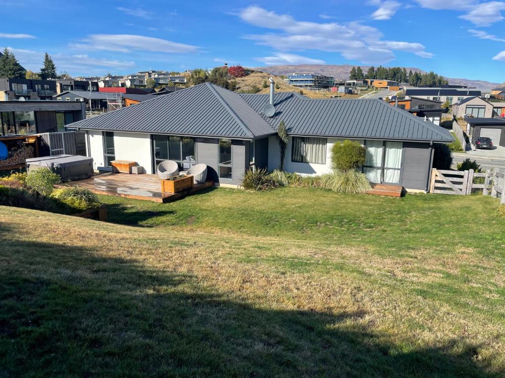 Wānaka Mountain Home, Wanaka (updated prices 2024)