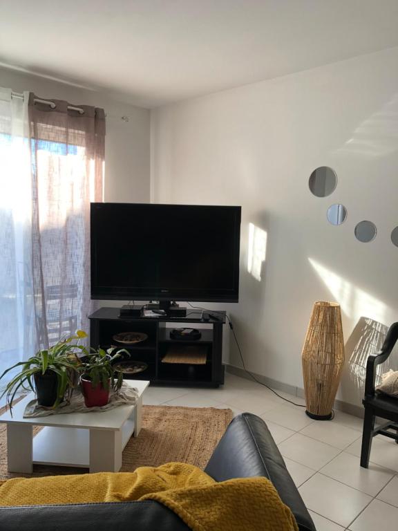 Fotografie z fotogalerie ubytování Joli appartement récent tout confort parking privé v destinaci La Tremblade