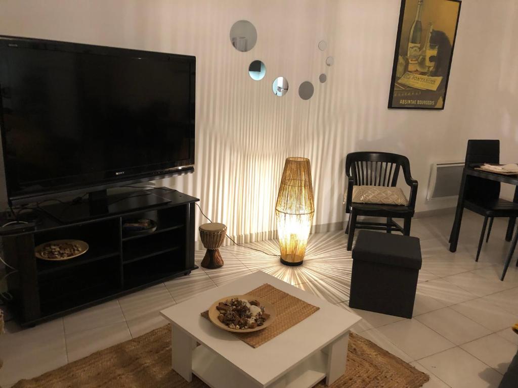 Fotografie z fotogalerie ubytování Joli appartement récent tout confort parking privé v destinaci La Tremblade