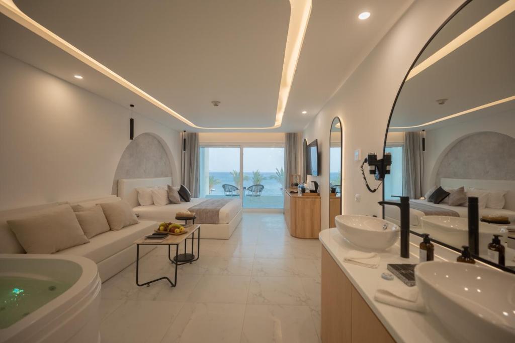 White Hills Resort - 13